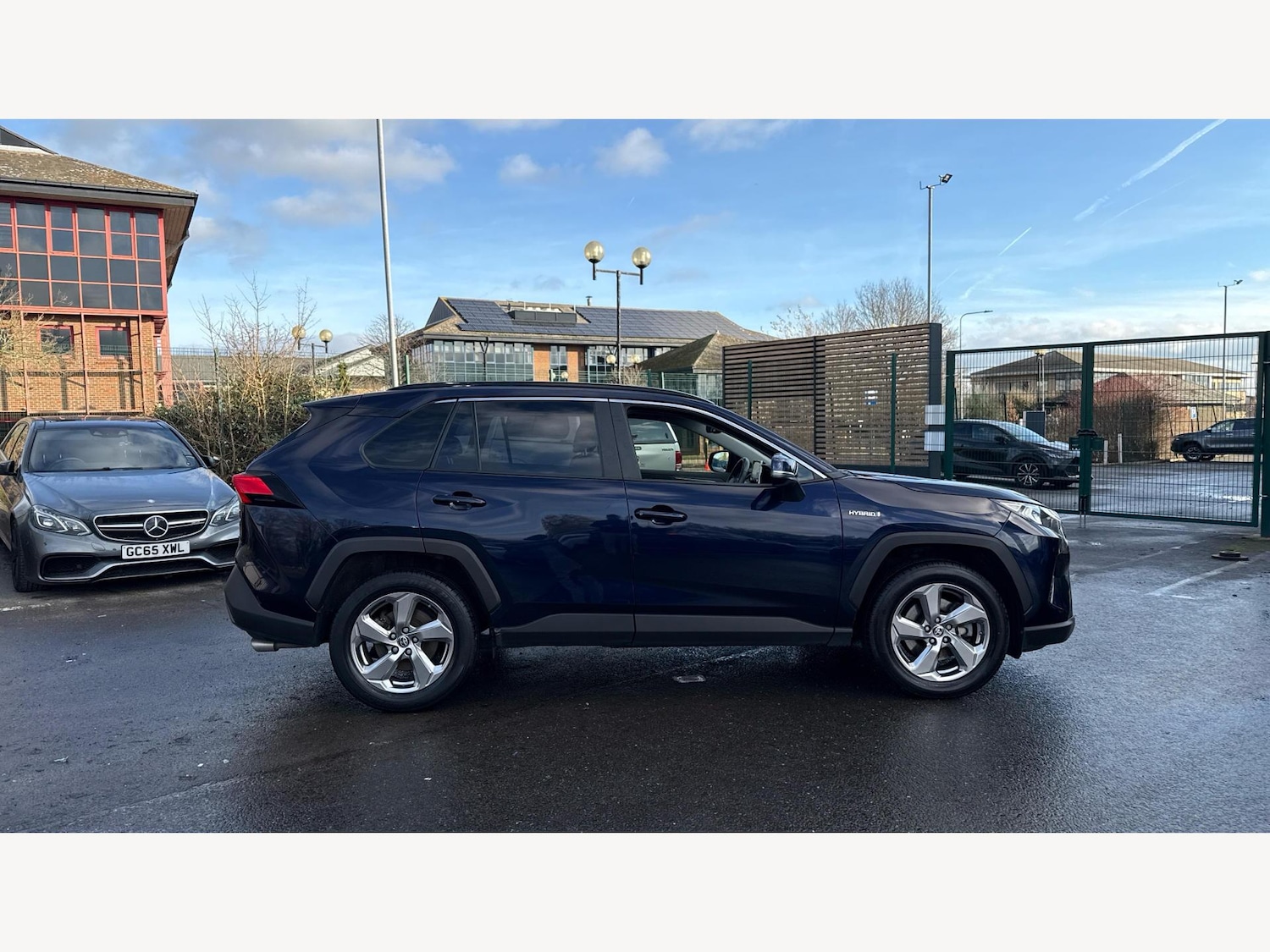 Used Toyota RAV4 2021 for sale - 76898896: Photo 18