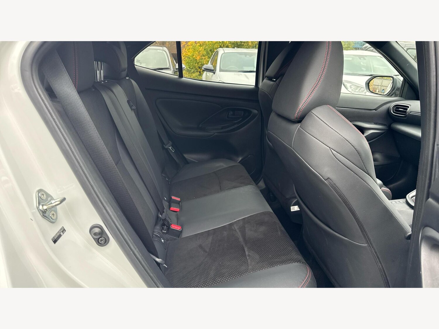 Used Toyota Yaris Cross 2024 for sale - 76283141: Photo 14