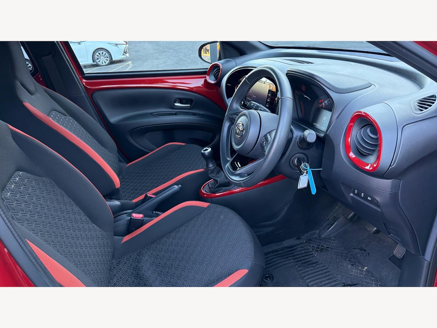 Used Toyota Aygo X 2023 for sale - 76633743: Photo 13