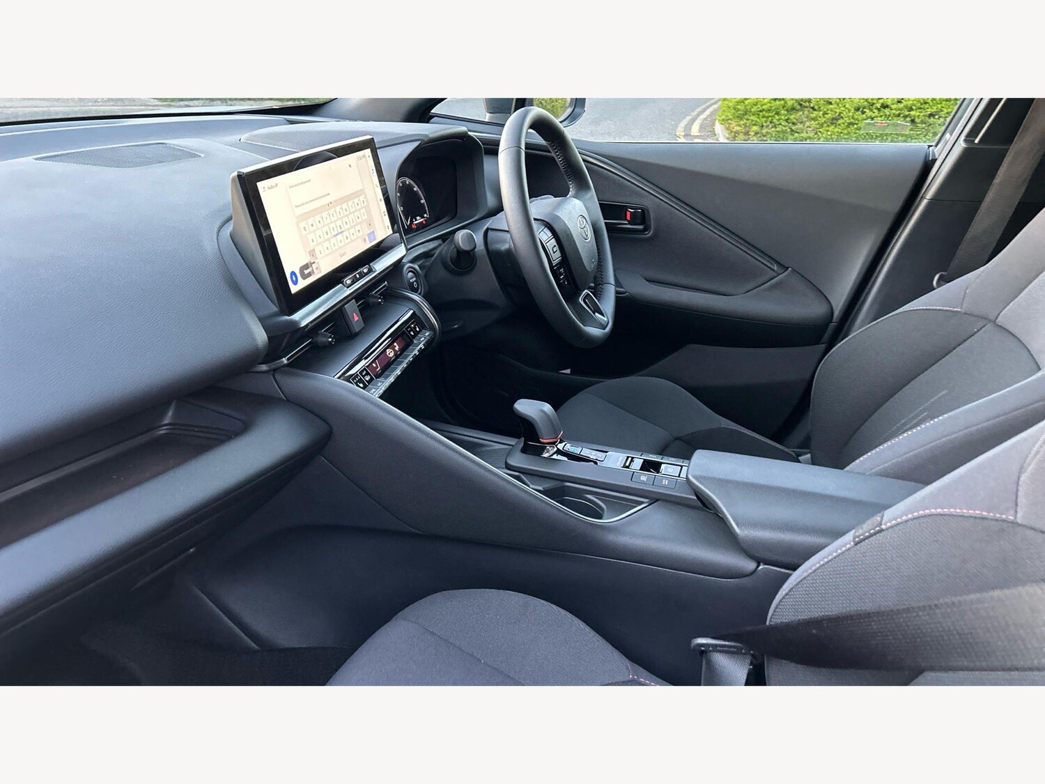 Used Toyota C-HR 2024 for sale - 78047834: Photo 12