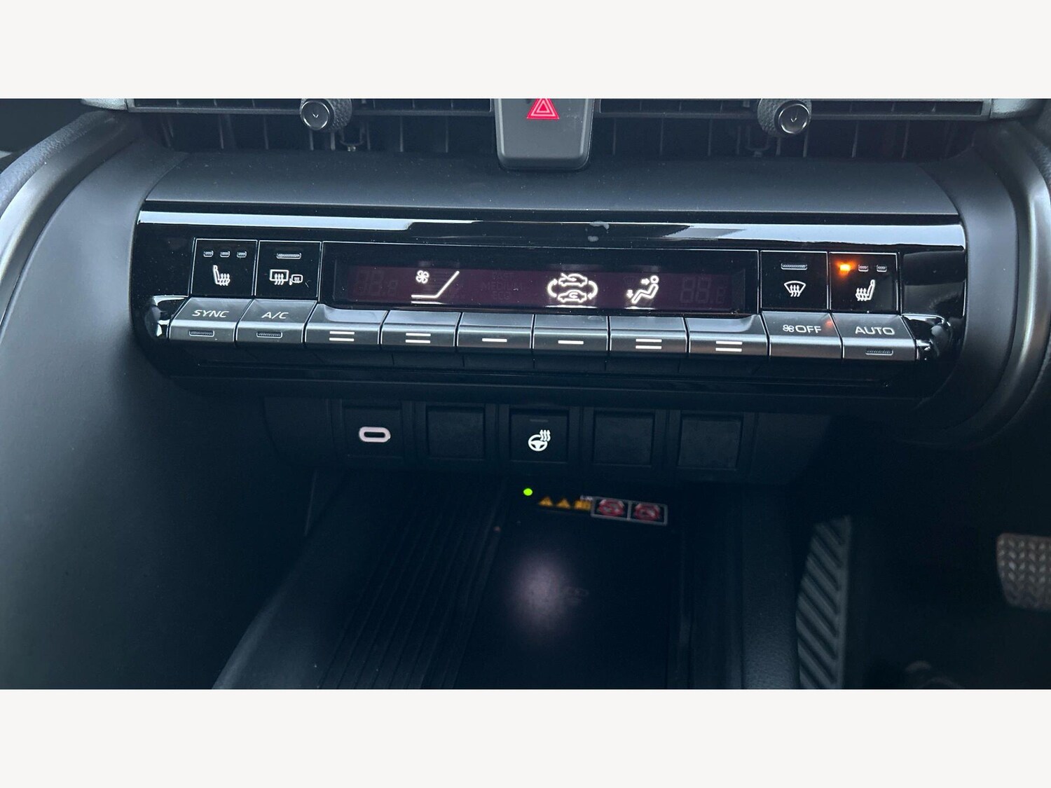 Used Toyota C-HR 2024 for sale - 78047834: Photo 24