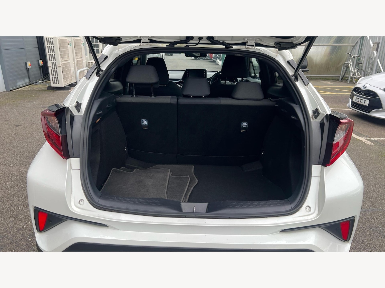 Used Toyota C-HR 2020 for sale - 77351535: Photo 16