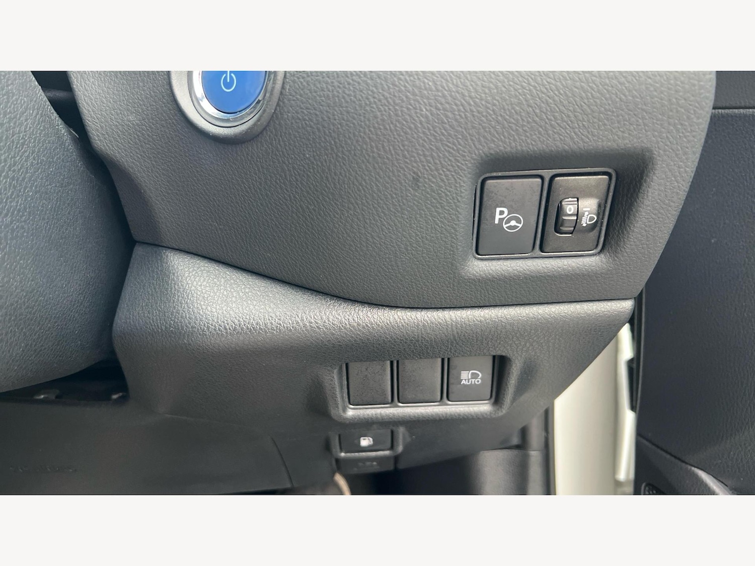 Used Toyota C-HR 2020 for sale - 77351535: Photo 25