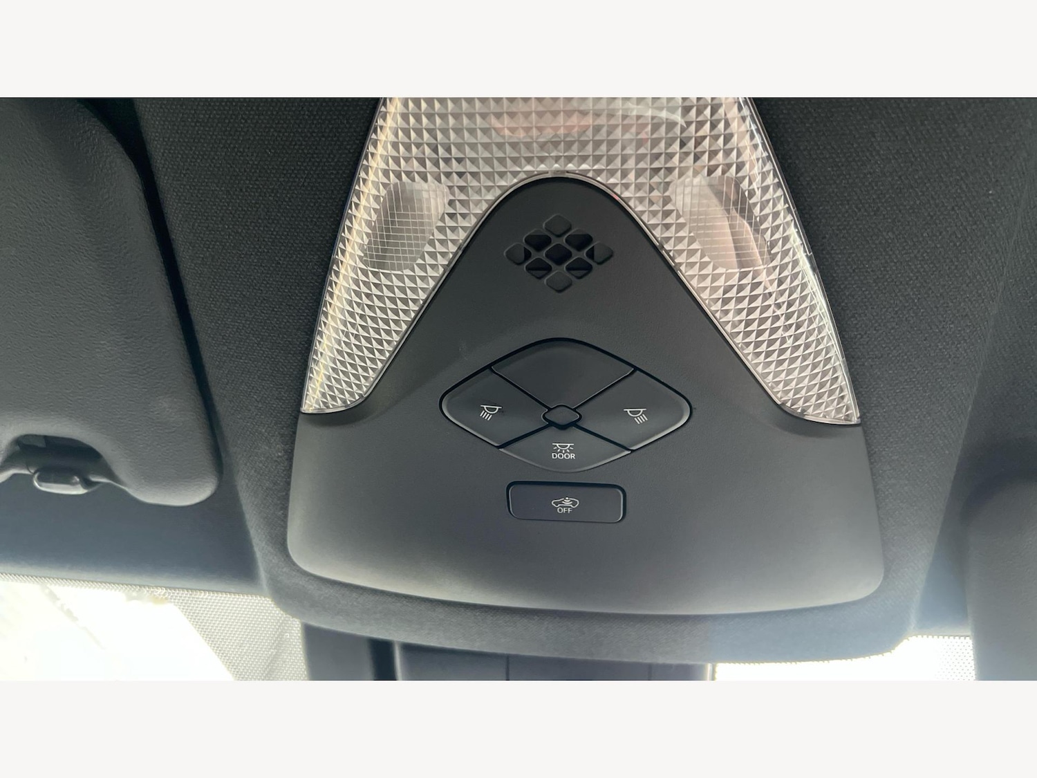 Used Toyota C-HR 2020 for sale - 77351535: Photo 27