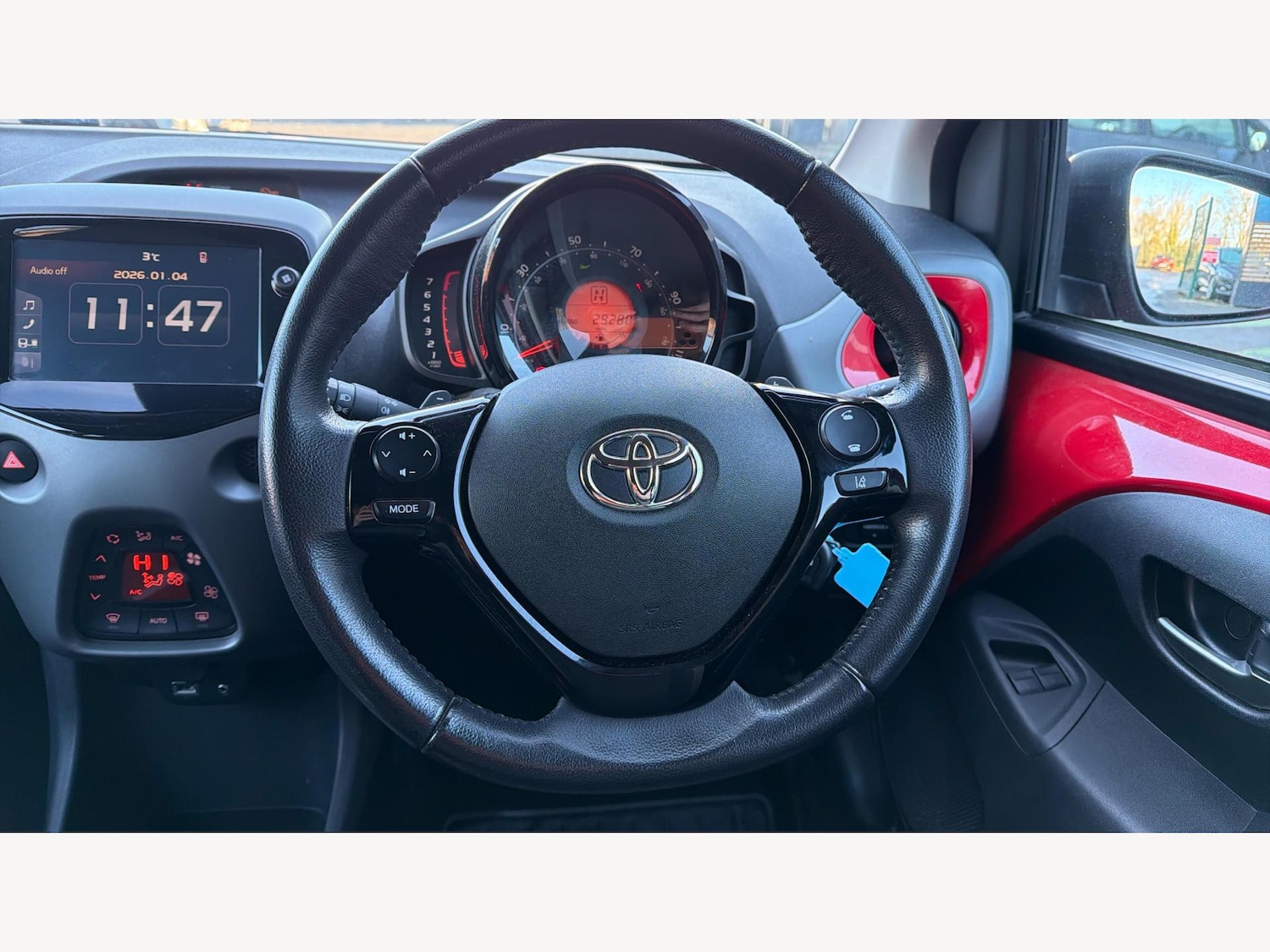 Used Toyota AYGO for sale - 77704788: Photo 10