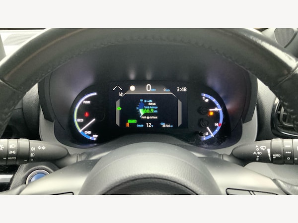 Used Toyota Yaris Cross 2022 for sale - 76189589: Photo 11