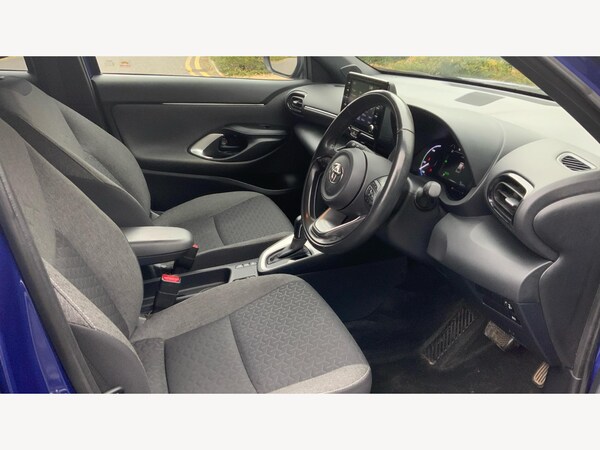 Used Toyota Yaris Cross 2022 for sale - 76189589: Photo 13