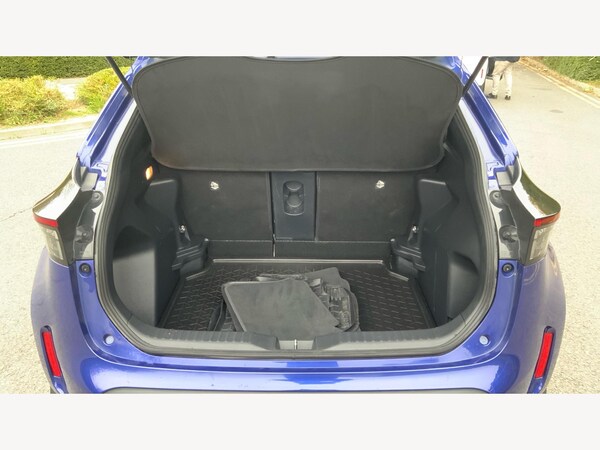 Used Toyota Yaris Cross 2022 for sale - 76189589: Photo 16