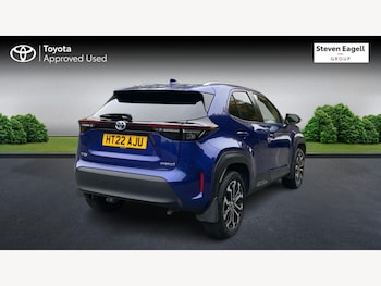 Used Toyota Yaris Cross 2022 for sale - 76189589: Photo 2