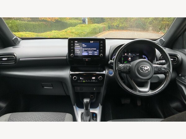 Used Toyota Yaris Cross 2022 for sale - 76189589: Photo 7