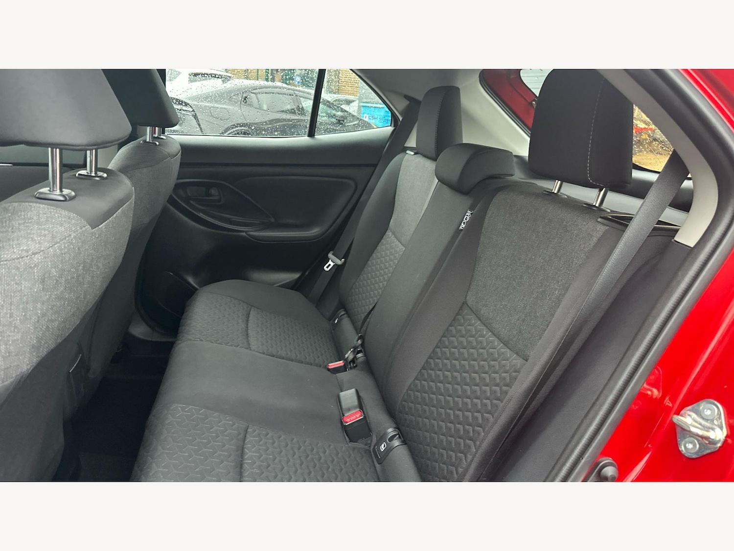 Used Toyota Yaris Cross 2024 for sale - 76899213: Photo 15