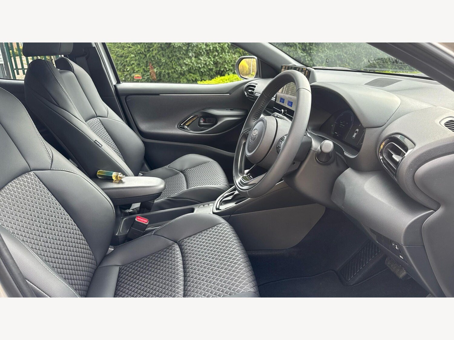 Used Toyota Yaris 2025 for sale - 77909032: Photo 13