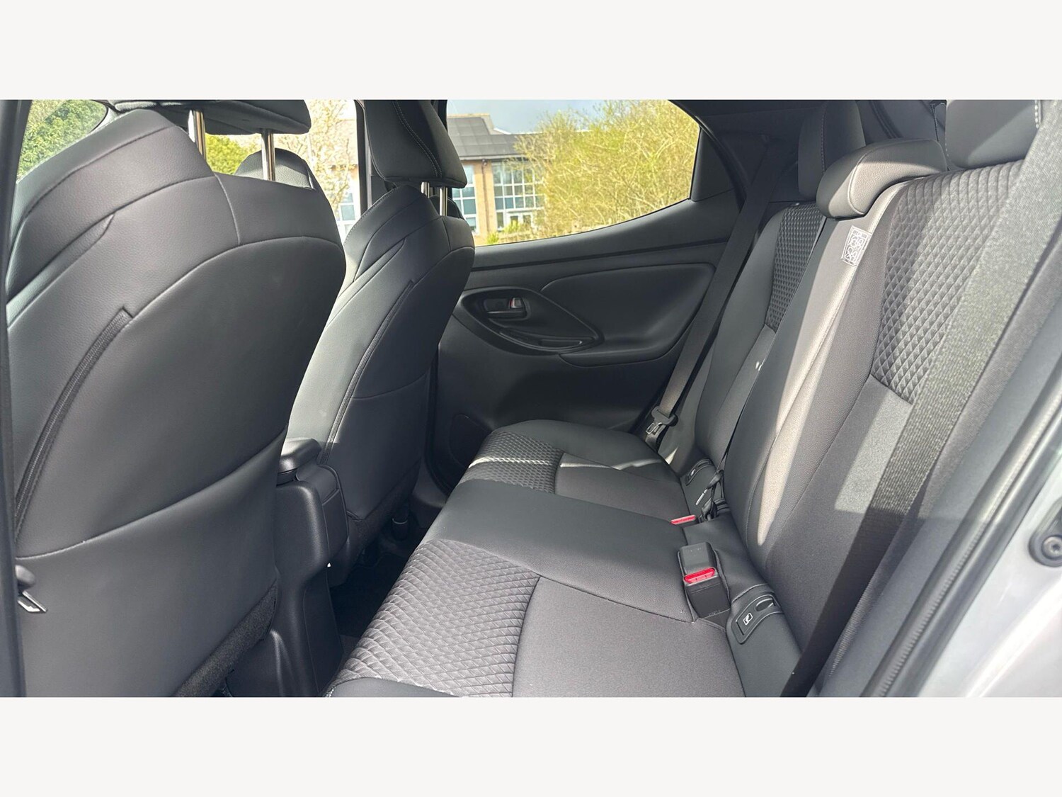 Used Toyota Yaris 2025 for sale - 77909032: Photo 15