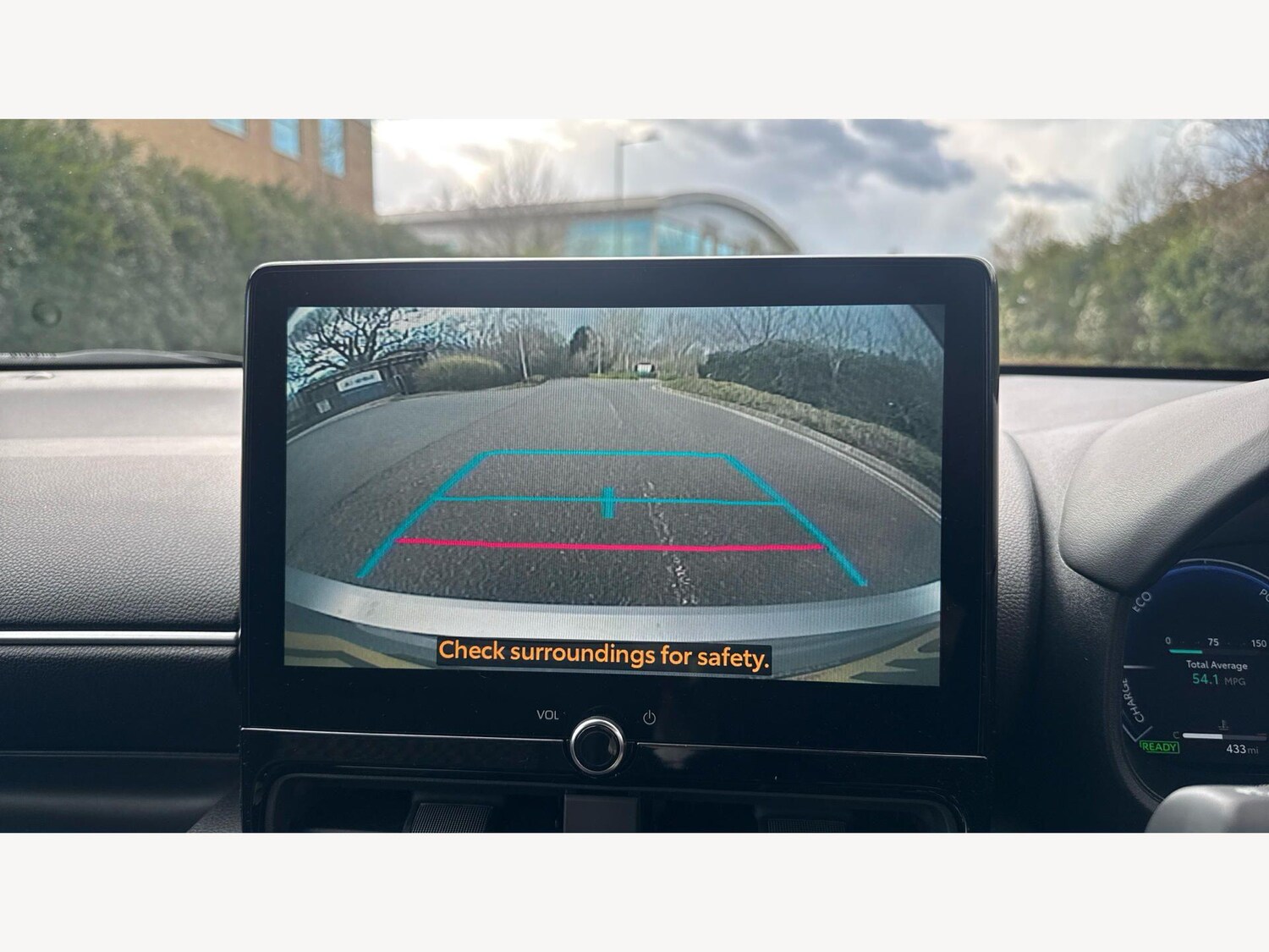 Used Toyota Yaris 2025 for sale - 77909032: Photo 23