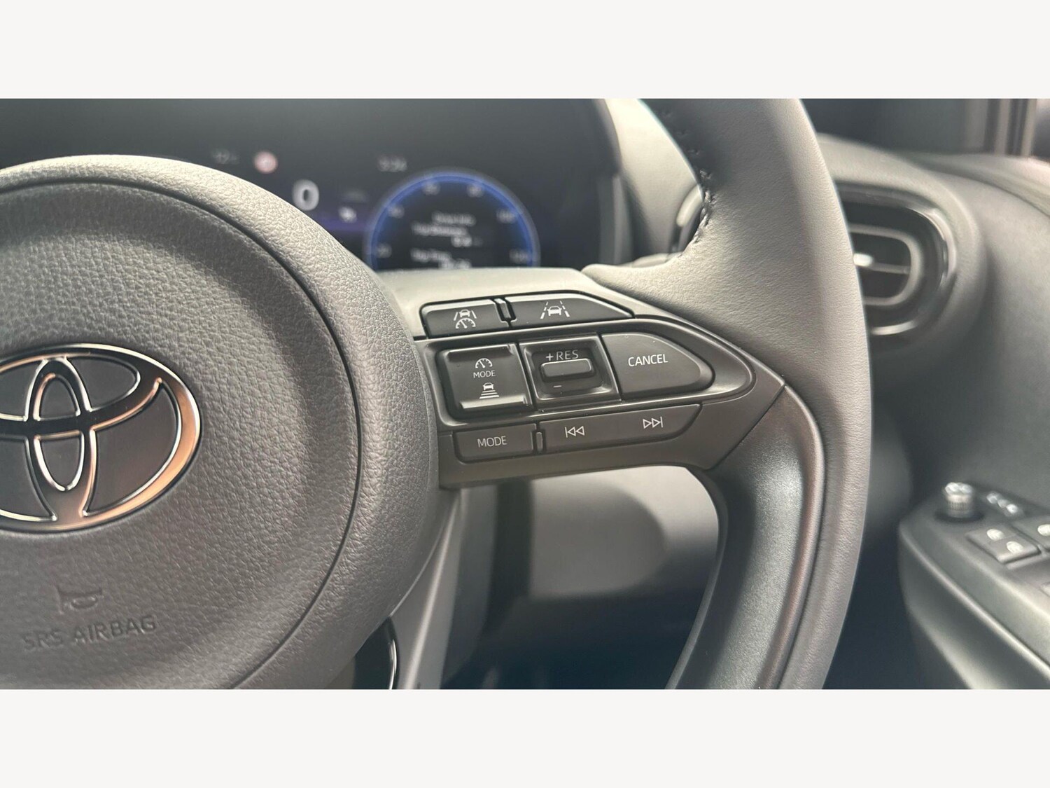 Used Toyota Yaris 2025 for sale - 77909032: Photo 24