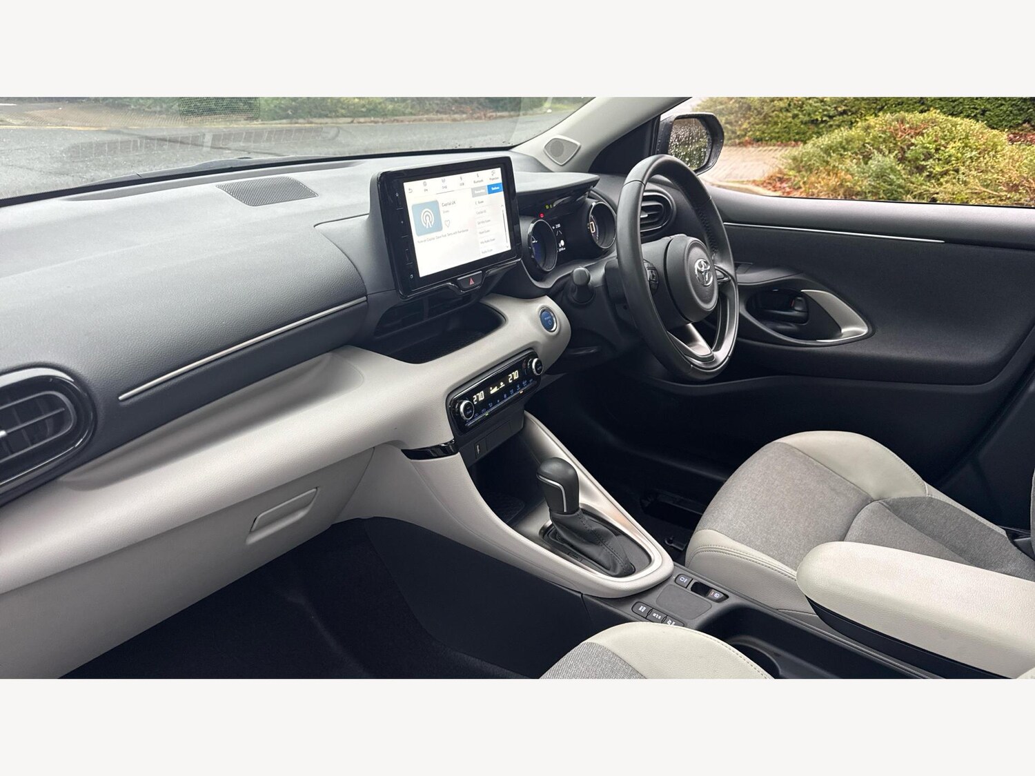 Used Toyota Yaris for sale - 77497438: Photo 12