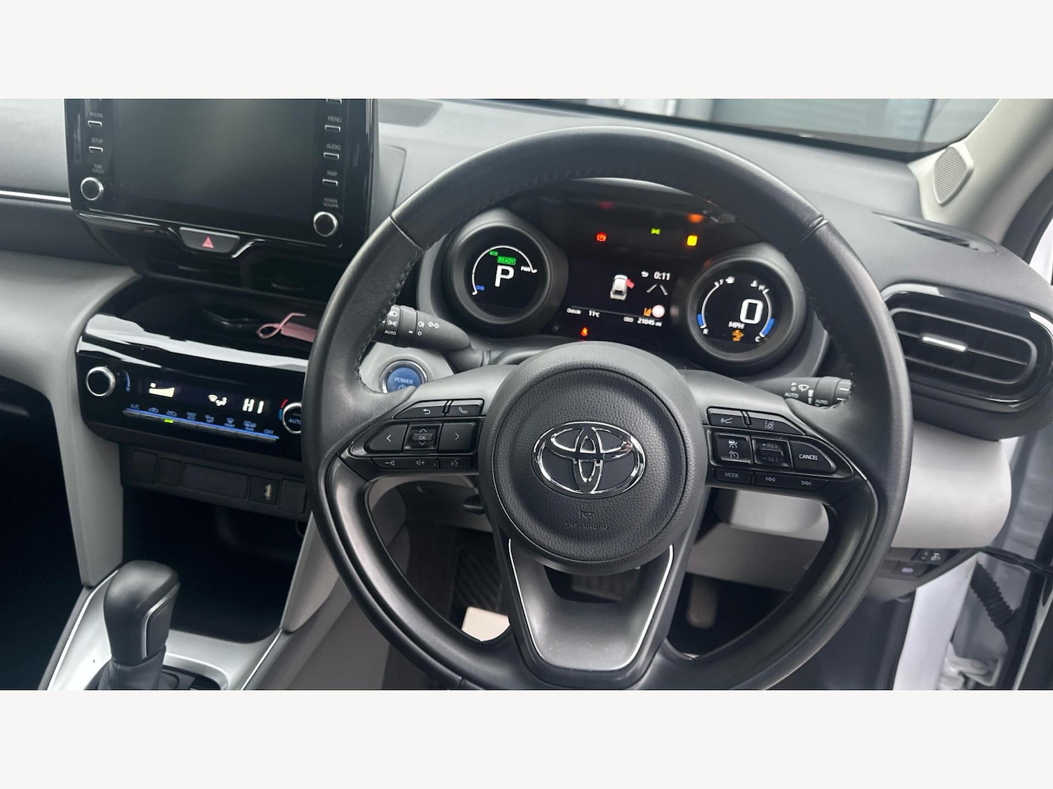 Used Toyota Yaris Cross 2022 for sale - 77060123: Photo 10