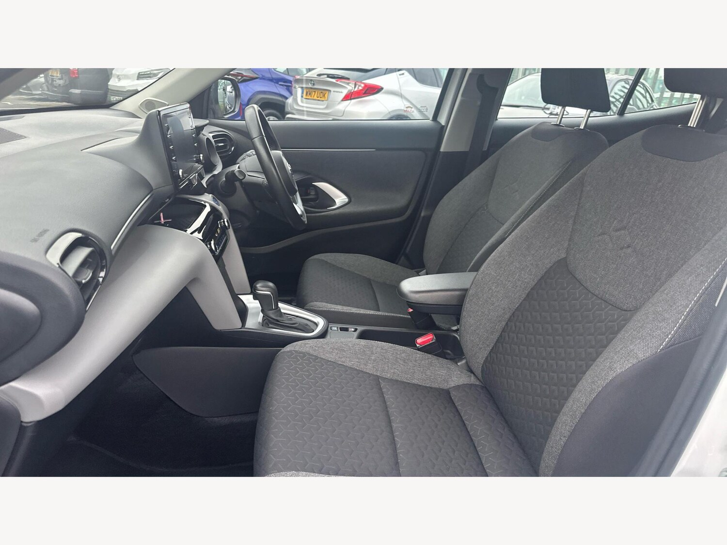 Used Toyota Yaris Cross 2022 for sale - 77060123: Photo 12