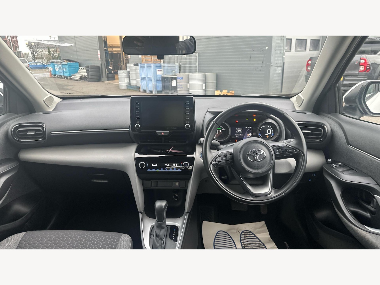 Used Toyota Yaris Cross 2022 for sale - 77060123: Photo 7