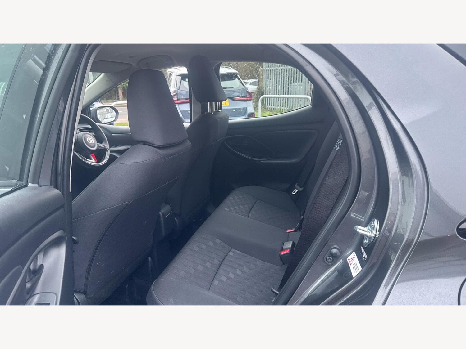 Used Toyota Yaris for sale - 77511057: Photo 15