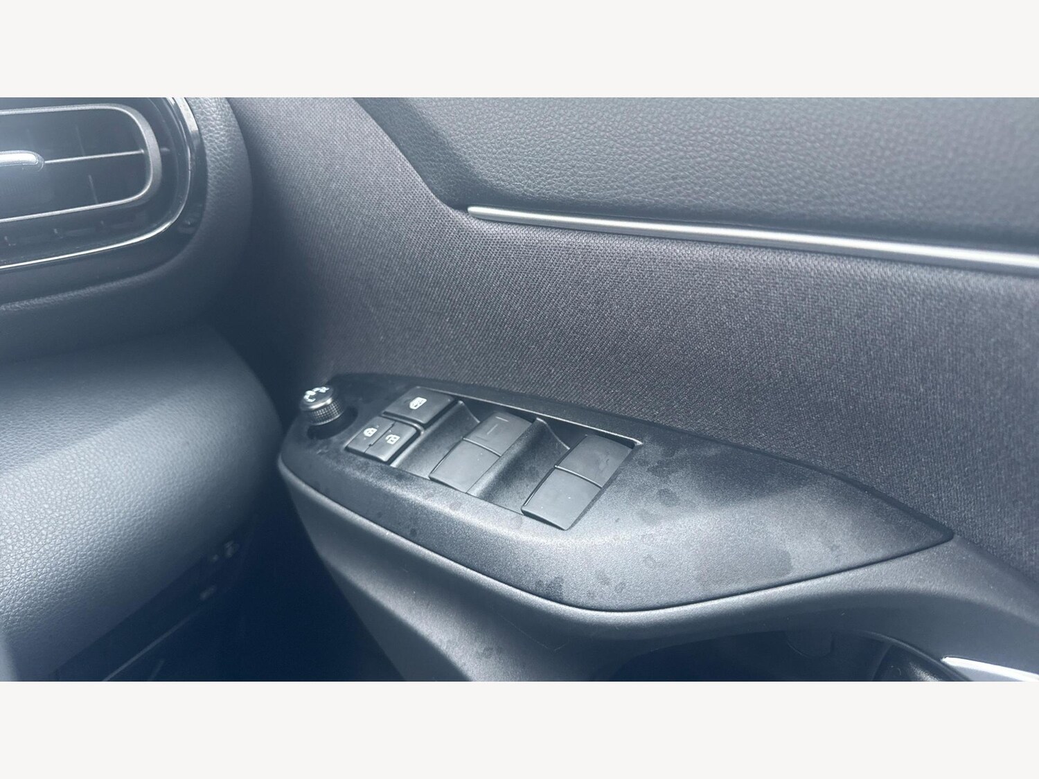 Used Toyota Yaris for sale - 77511057: Photo 28