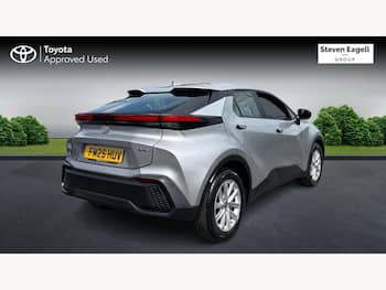 Used Toyota C-HR 2025 for sale - 79634780: Photo