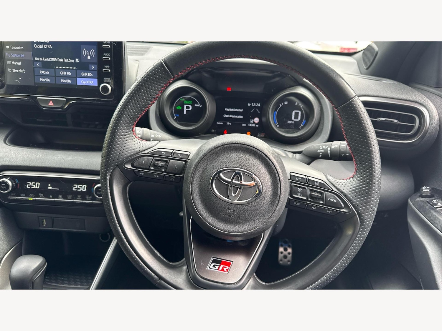 Used Toyota Yaris 2023 for sale - 76644645: Photo 10