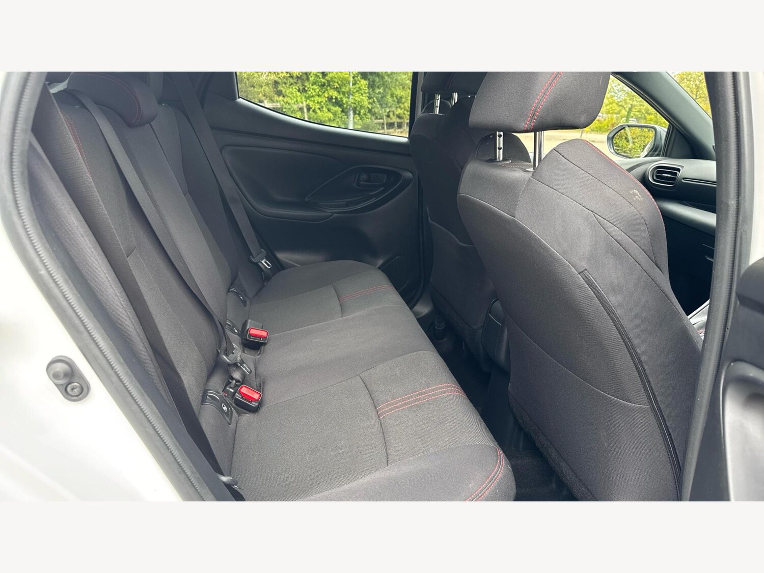 Used Toyota Yaris 2023 for sale - 76644645: Photo 14