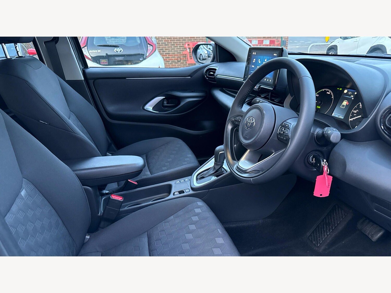 Used Toyota Yaris 2025 for sale - 78007309: Photo 13