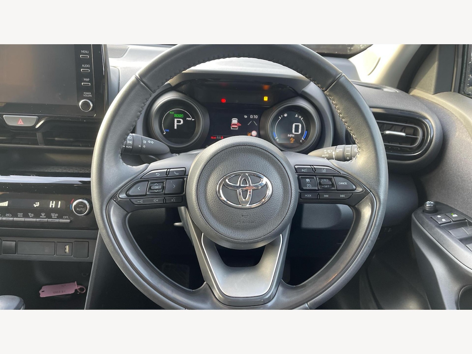 Used Toyota Yaris Cross 2023 for sale - 77468845: Photo 10