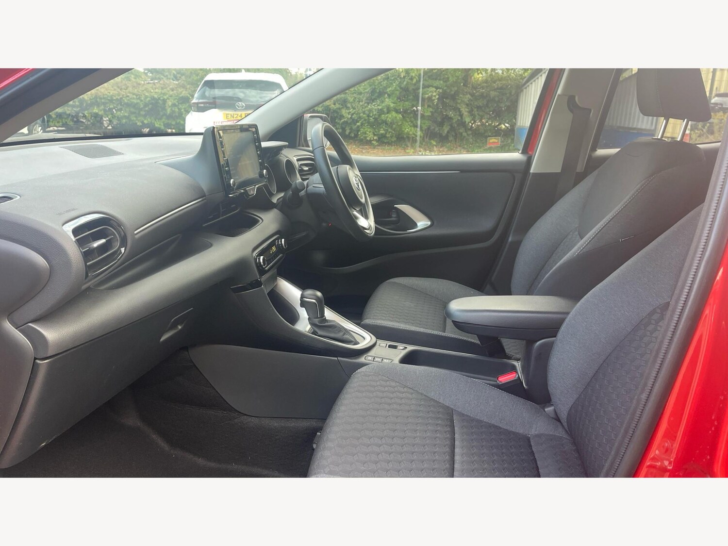 Used Toyota Yaris 2023 for sale - 76388407: Photo 12