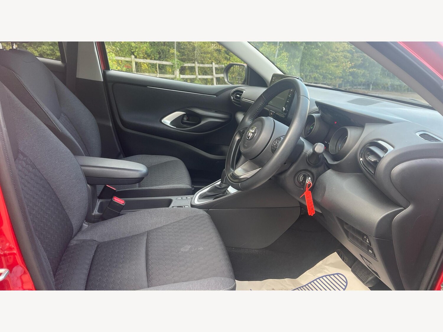 Used Toyota Yaris 2023 for sale - 76388407: Photo 13