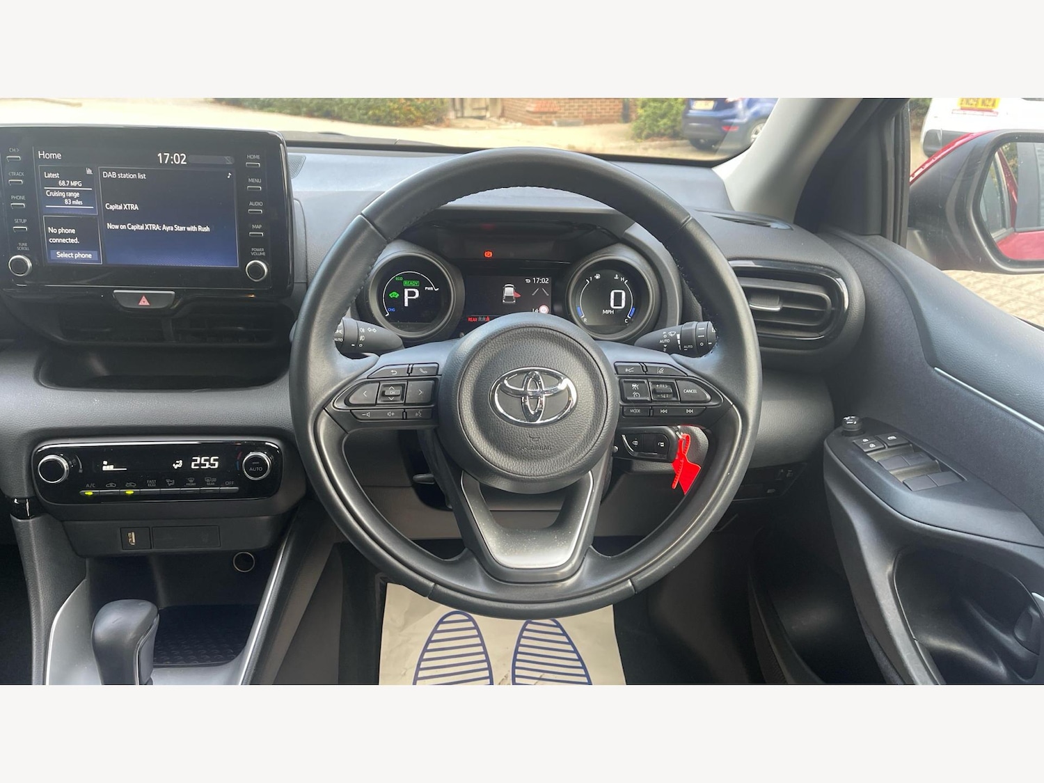 Used Toyota Yaris 2023 for sale - 76388407: Photo 8