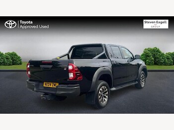 Used Toyota Hilux 2024 for sale - 75601297: Photo