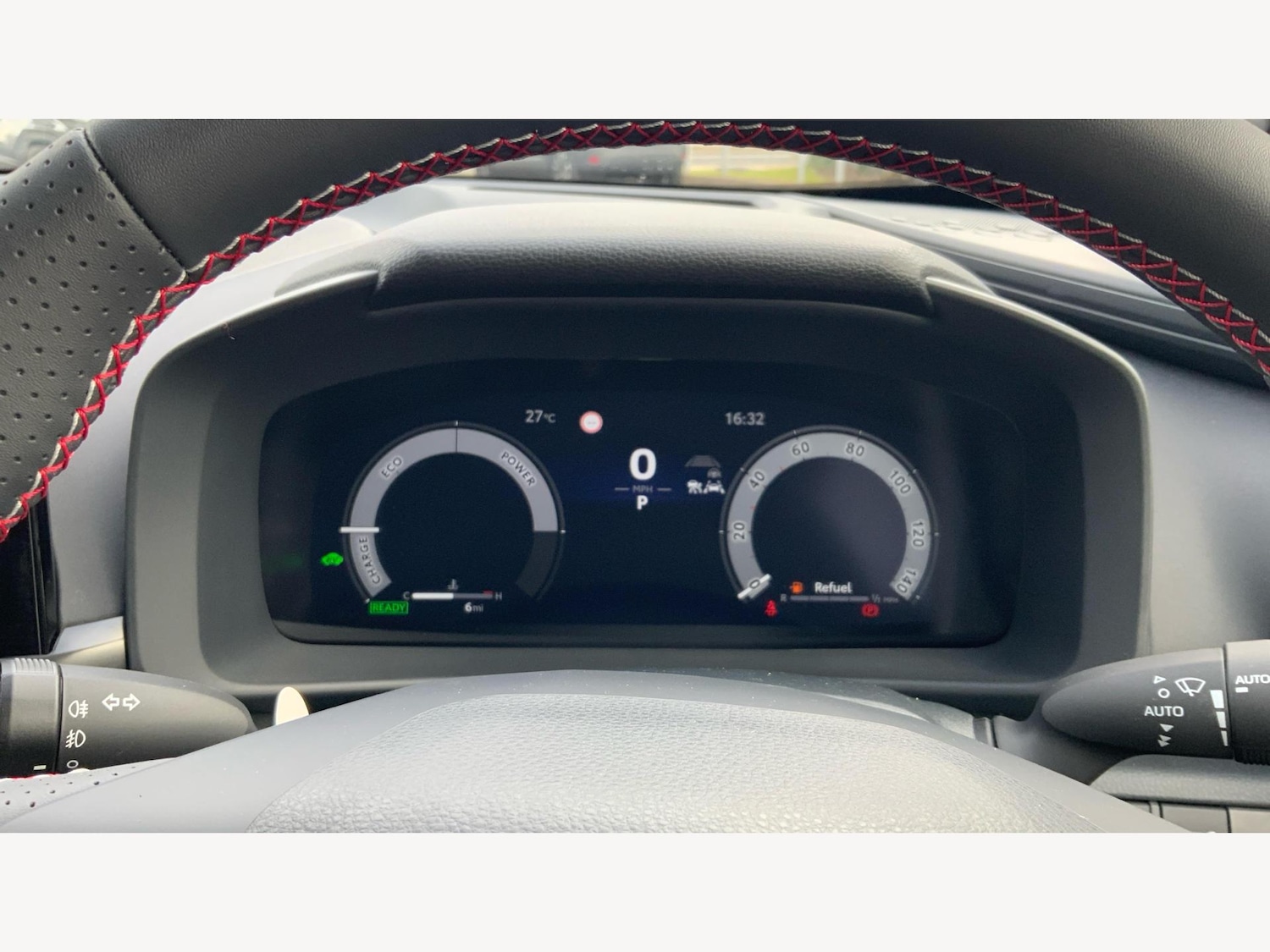 Used Toyota C-HR 2025 for sale - 76425665: Photo 11