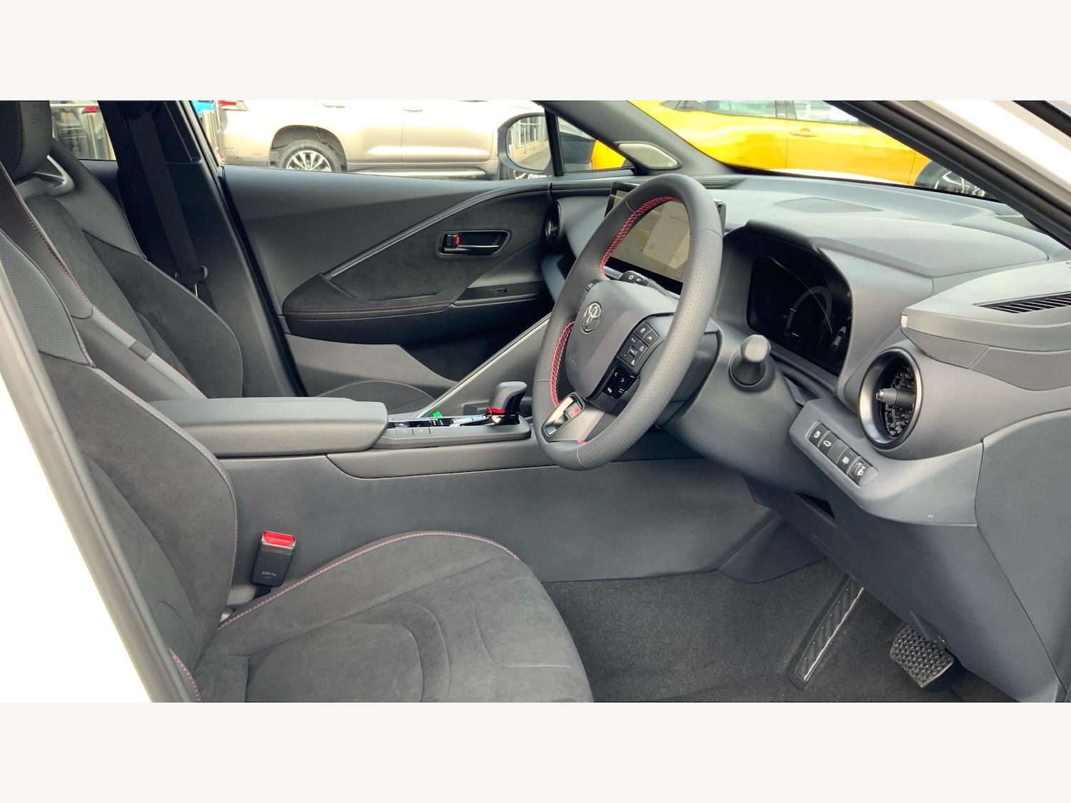 Used Toyota C-HR 2025 for sale - 76425665: Photo 13