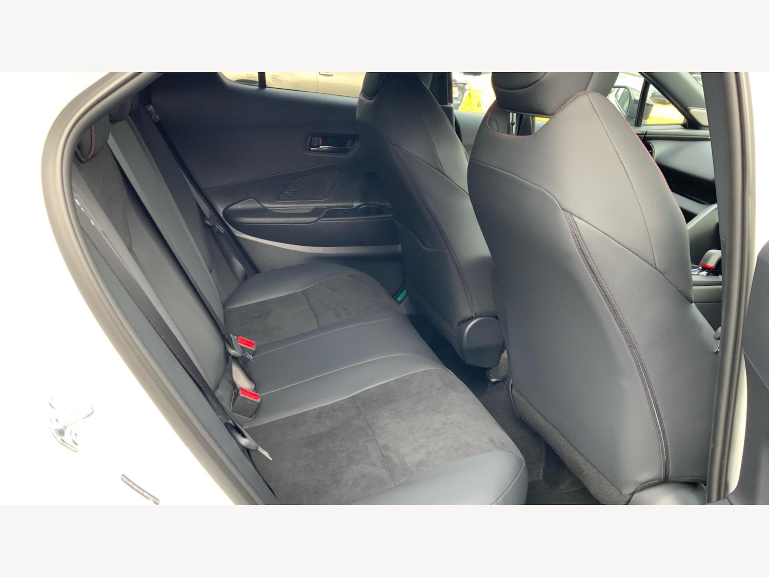 Used Toyota C-HR 2025 for sale - 76425665: Photo 14