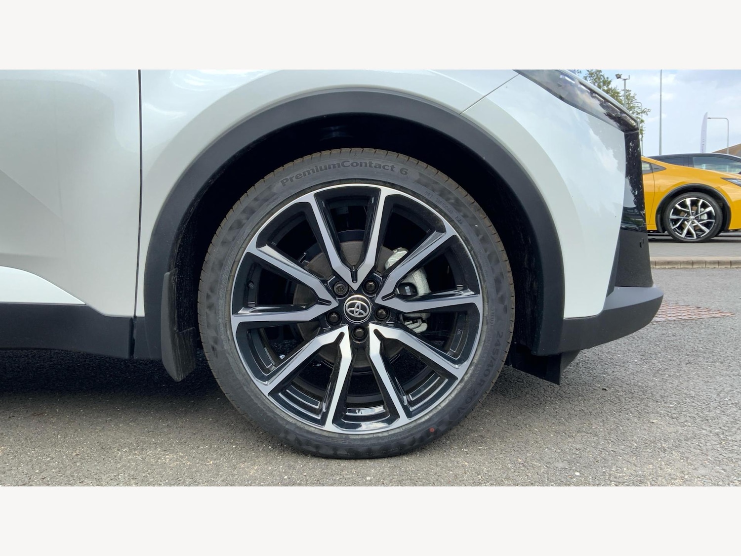 Used Toyota C-HR 2025 for sale - 76425665: Photo 20