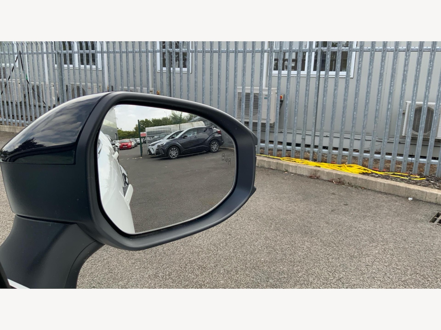 Used Toyota C-HR 2025 for sale - 76425665: Photo 29