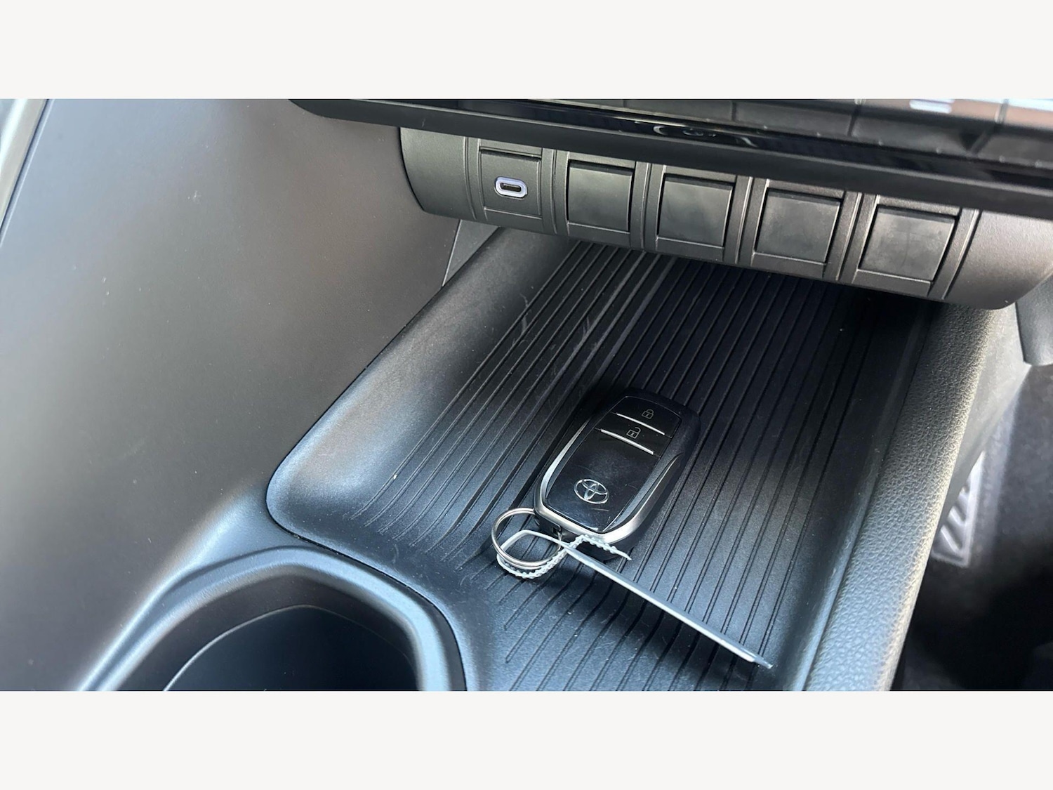 Used Toyota C-HR for sale - 78219942: Photo 30