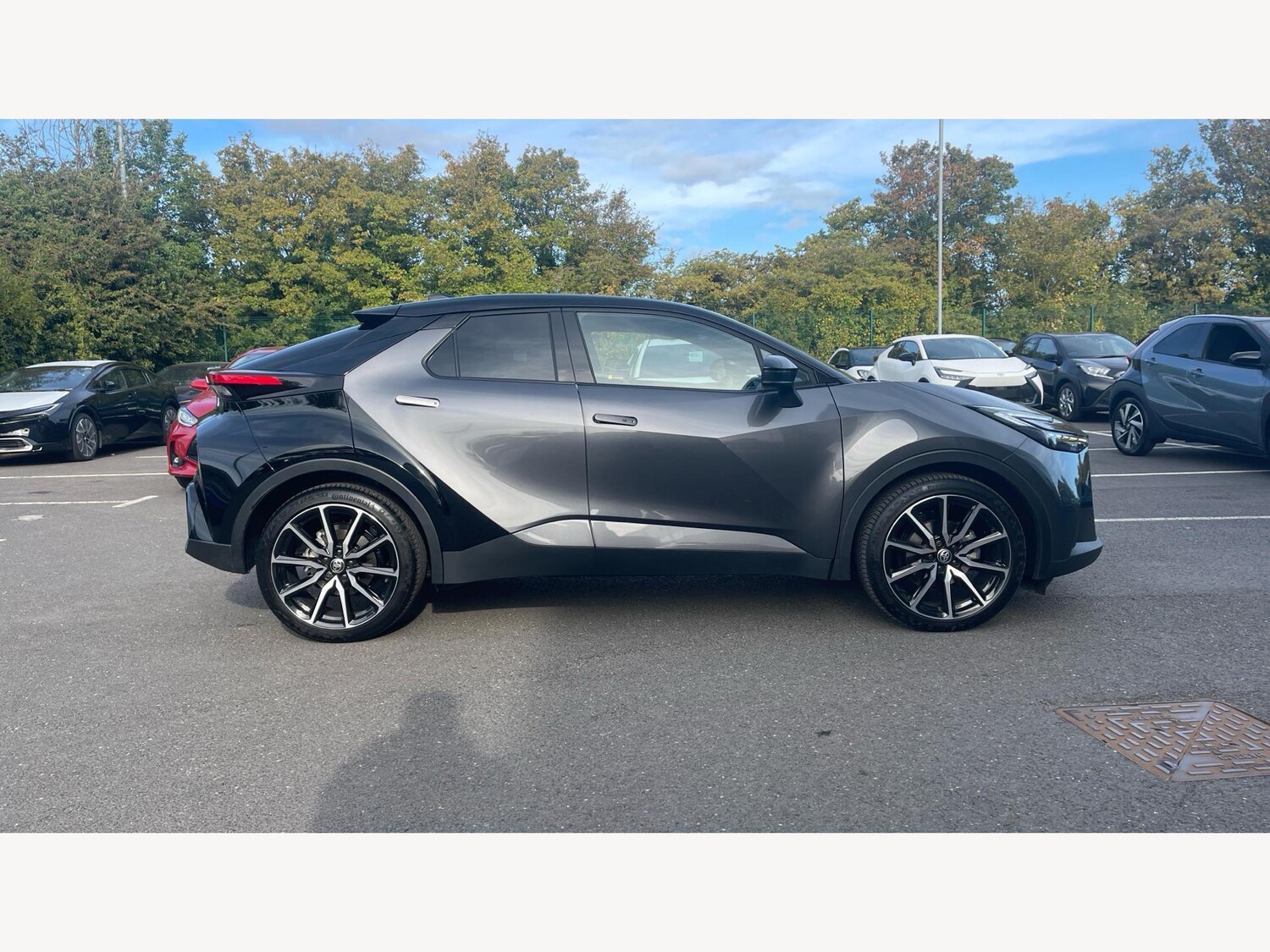 Used Toyota C-HR 2025 for sale - 75915043: Photo 18