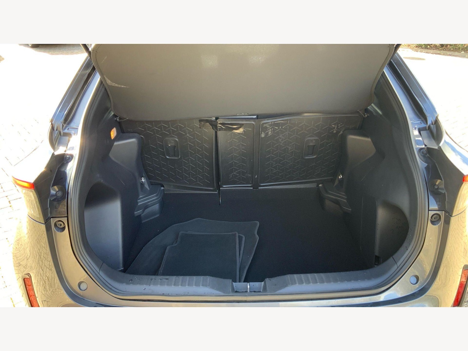 Used Toyota Yaris Cross 2023 for sale - 78072226: Photo 16