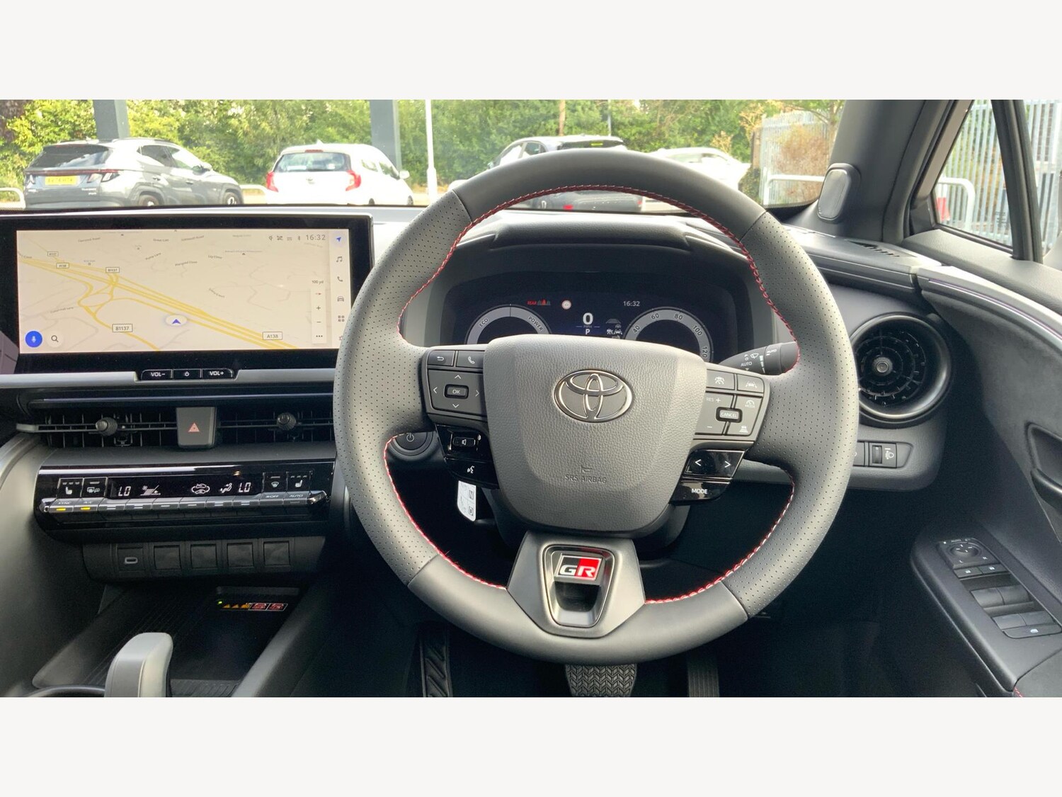 Used Toyota C-HR 2025 for sale - 77646078: Photo 8