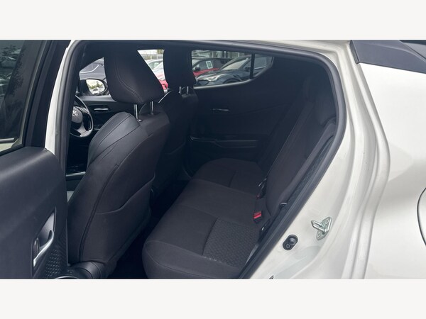 Used Toyota C-HR 2022 for sale - 76099261: Photo 15