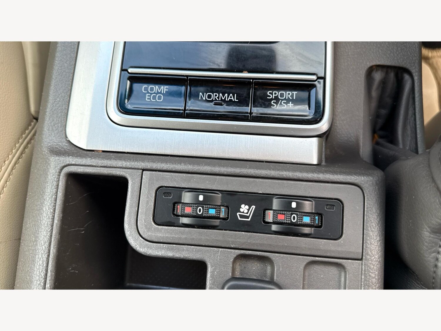 Used Toyota Land Cruiser 2021 for sale - 76898569: Photo 26