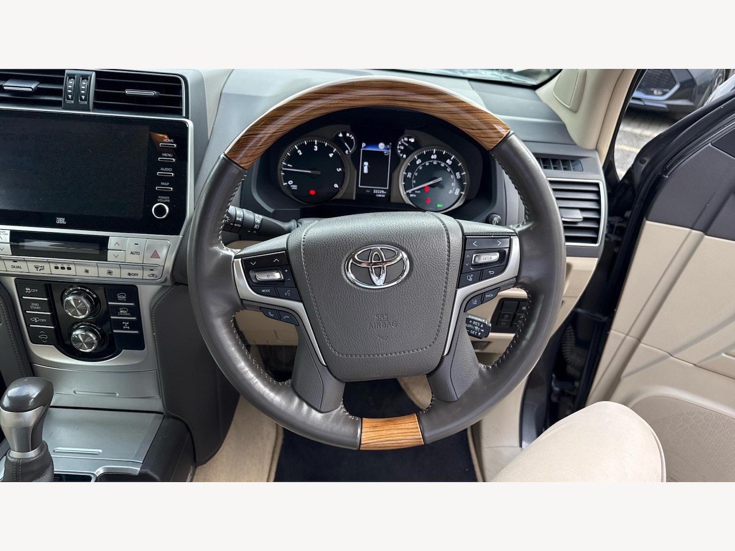 Used Toyota Land Cruiser 2021 for sale - 76898569: Photo 8