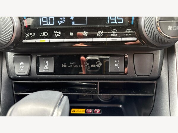 Used Toyota RAV4 2024 for sale - 76260112: Photo 24