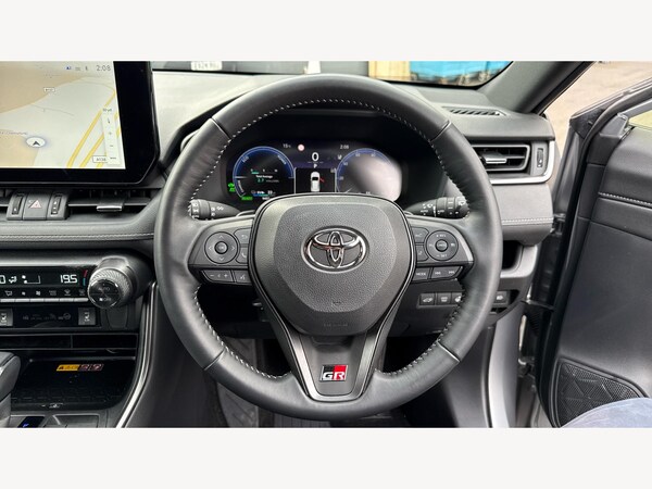 Used Toyota RAV4 2024 for sale - 76260112: Photo 8