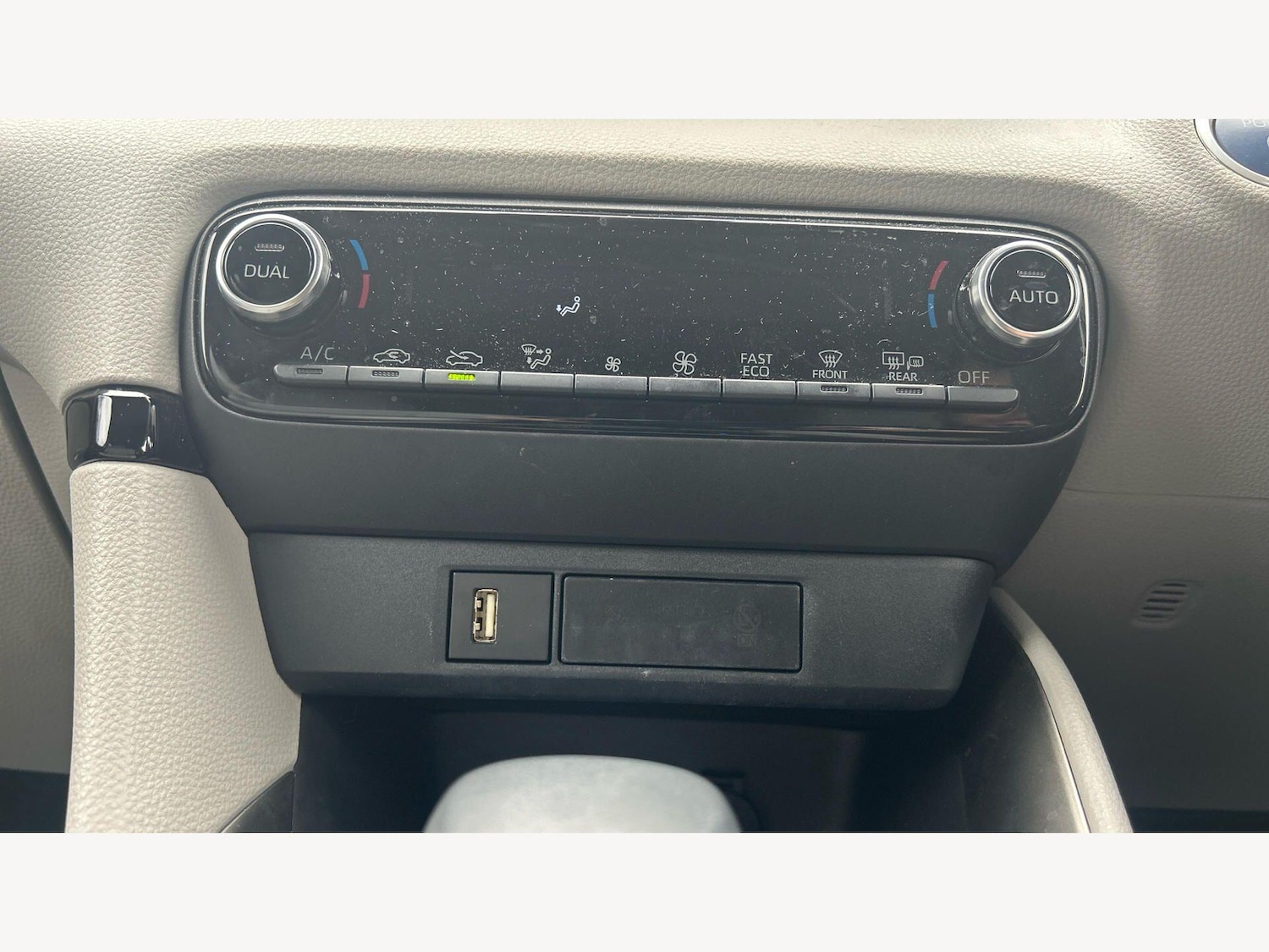 Used Toyota Yaris for sale - 78087213: Photo 24