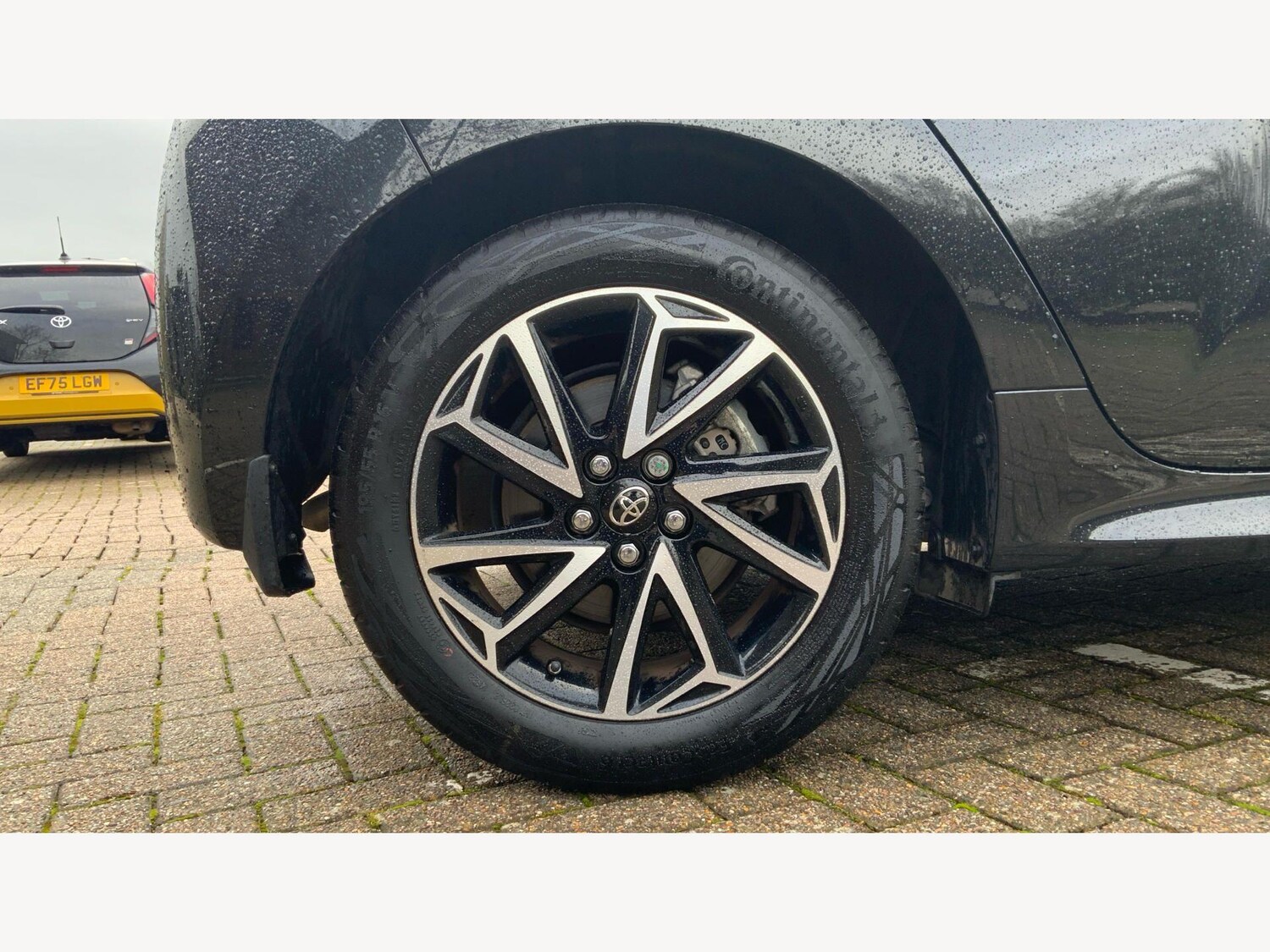 Used Toyota Yaris for sale - 77854236: Photo 20